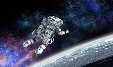 Космонавт в невесомости