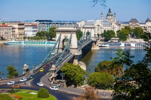 Мост через реку в Венгрии, Будапешт
