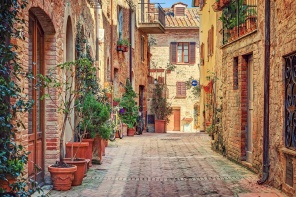 Улочка в старом городе. Тоскана. Италия
