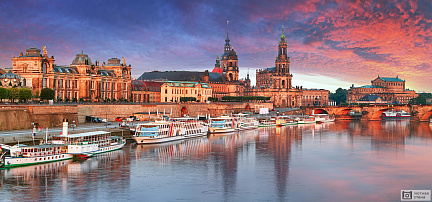 Фотообои Алый закат на набережной реки в Дрездене