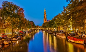 Церковь на канале Принсенграхт в Амстердаме