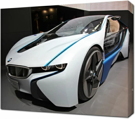 Белый спортивный BMW