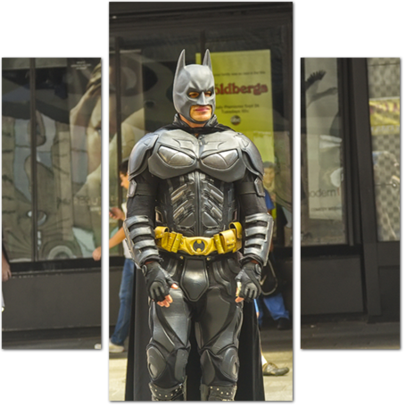 Бэтмен на улицах города