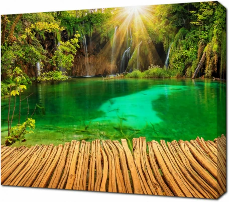 Лесной водопад