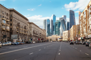 Вид на Москва-Сити с шоссе