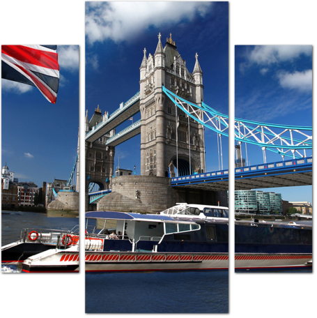 Британский флаг на фоне Тауэрского моста. Лондон. Англия