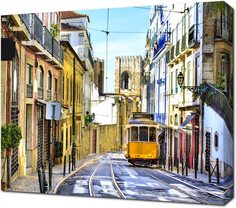 Картина на холсте Романтическая улица Лиссабона с типичным желтым трамваем.  Португалия: - Арт. 240017 | Купить в интернет-магазине - Уютная стена