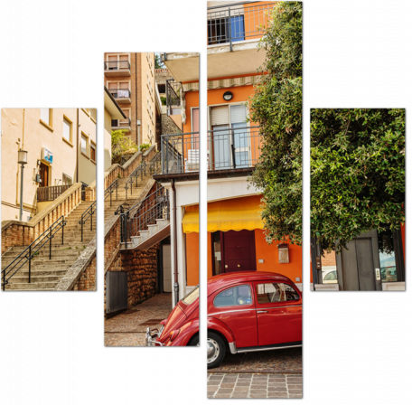 Общий вид одной из улиц в центре города Сан-Марино