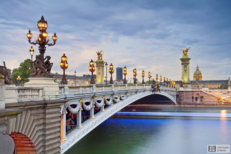 Моста Александра III в Париже. Франция