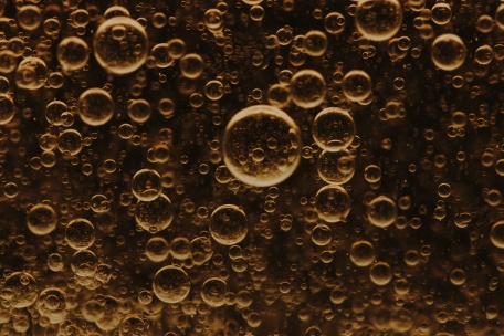 Золотистые пузыри