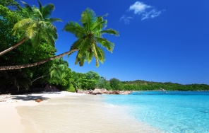 Пляж АНС Лацио на острове Праслин, Сейшельские острова