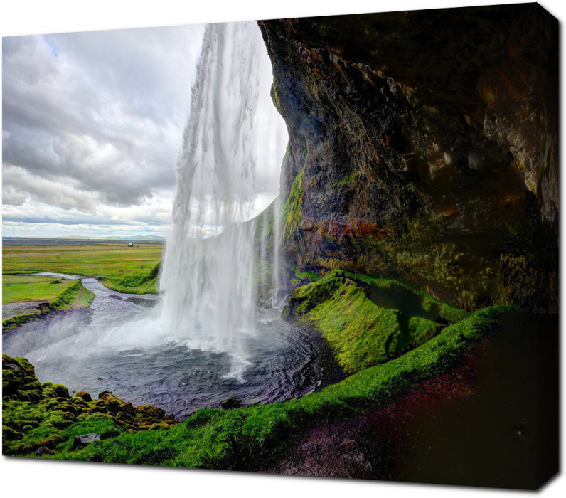 Водопад Селйялансфосс в Исландии