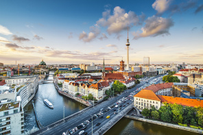 Прекрасная панорама Берлина во время заката