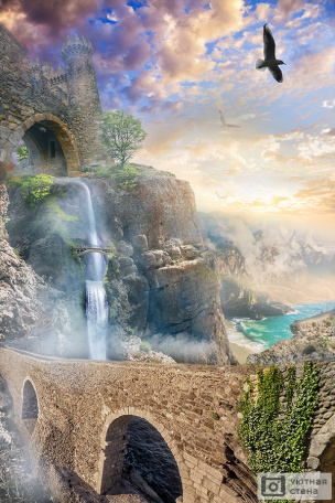Виадук на фоне водопада