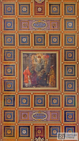 Резной потолок с фреской воскресшего Христа