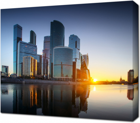Вид на Москва-Сити и закат