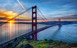 Вечерний вид на мост Золотые ворота, Сан-Франциско, США