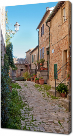 Средневековая деревня Кьюсдино. Тоскана