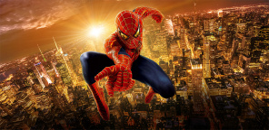 Человек-паук на фоне золотого города
