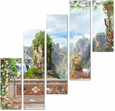 Балкон с цветами с видом на горы и водопад