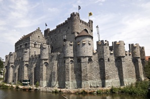 Старая крепость в древнем городе Гент, Бельгия