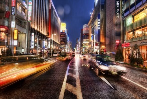 Ночная улица Токио. Япония