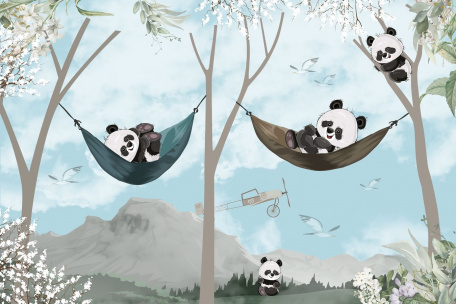 Веселые панды в гамаках среди ветвей