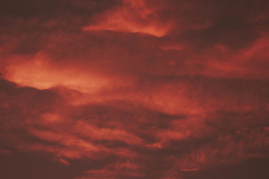 Багровые облака восхода