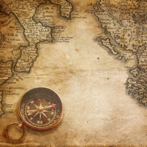 Старая карта и компас