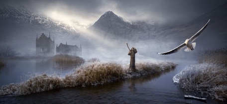 Монах у зимнего озера