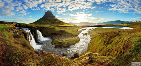 Гора Kirkjufel в Исландии