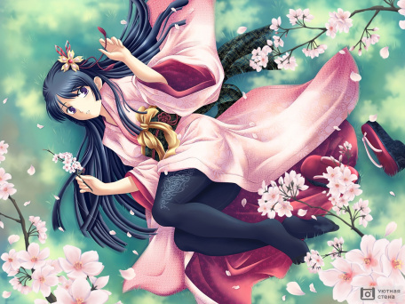 Девушка аниме лежит под цветущей сакурой