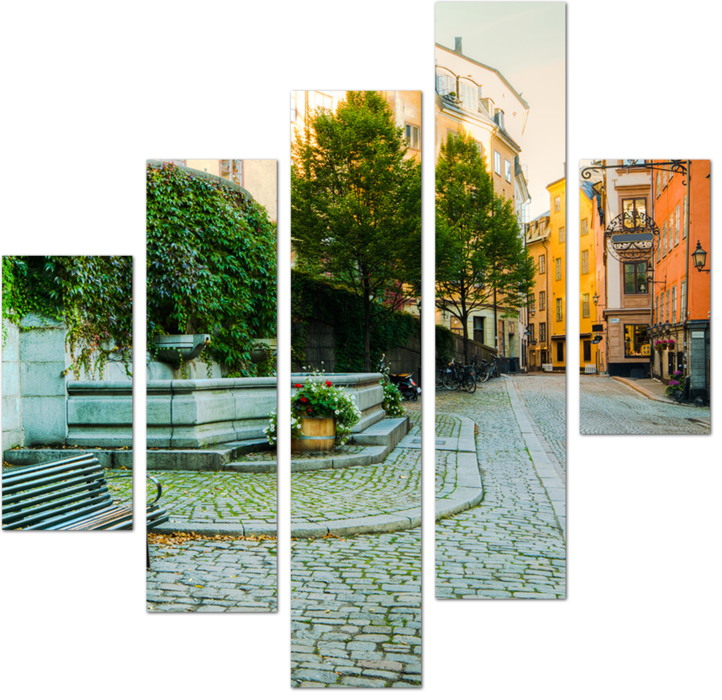 Вид на улицу старого города в Стокгольме. Швеция