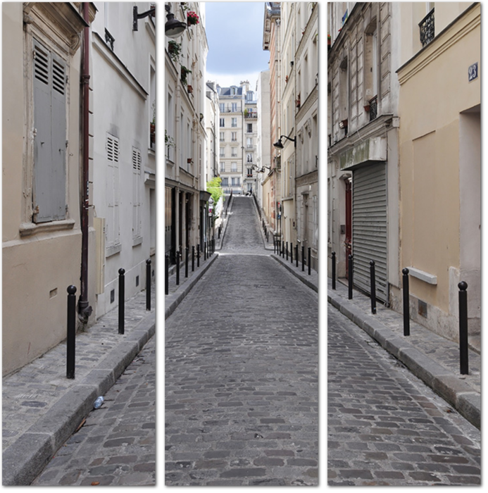 Старая узкая улица Парижа