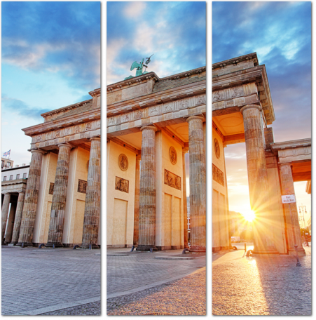 Бранденбургские ворота во время заката