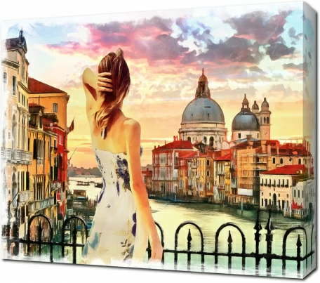 Девушка на закате в Италии