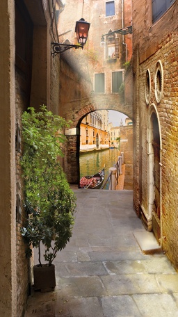 Старая улочка Венеции