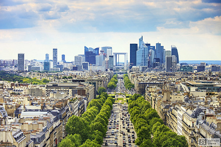 Фотообои Вид с триумфальной арки на небоскребы Ла-Дефанс. Париж. Франция