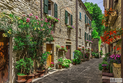 Итальянская улица в провинции Тосканы