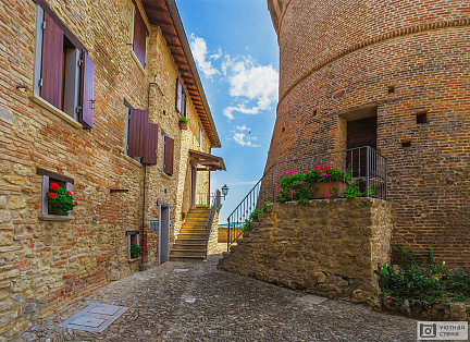 Итальянская улочка в деревне Тоскана.