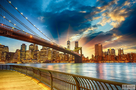 Фотообои Захватывающий вид на Манхэттен на закате. Нью-Йорк