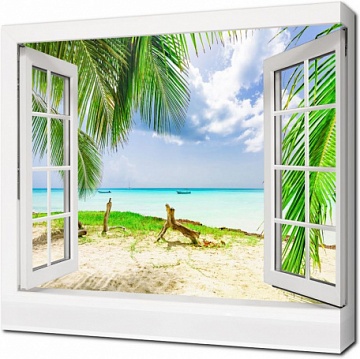 Окно с видом на прекрасный пляж
