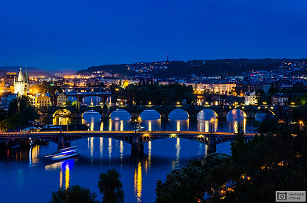 Фотообои Ночная Прага. Чехия