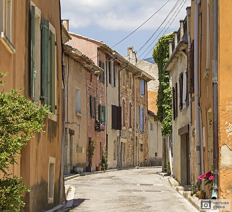 Французская улица в Провансе