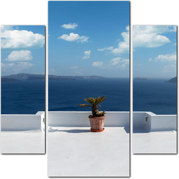 Терраса с видом на море в Греции