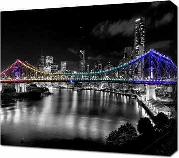 Разноцветные огни моста ночного Брисбена, Австралия