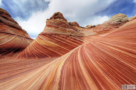 Фотообои Необычные волны на горном каньоне