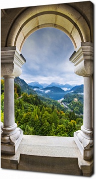 Вид на Альпы из окна крепости