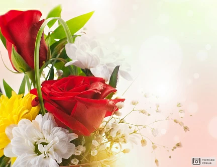 Букет с красными розами