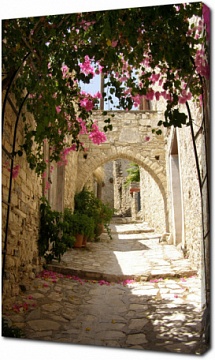 Старая улица на Кипре